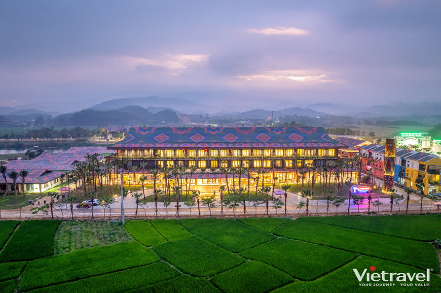Echoes of the Mountains: Ha Giang – Tan Trao – Then Pa Village – 5-Star Resort & Tay Wedding Experience – Buckwheat Flower Season