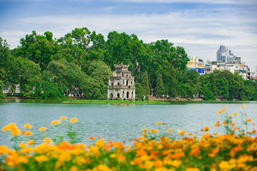 Ha Noi – Ninh Binh – Duong Lam – Mua Cave – Tam Coc – Tuyet Tinh Coc – 5-Star Resort Stay & Heritage Cuisine