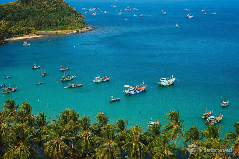 Blue Sea of Nam Du – Fishing – Snorkelling to See Coral (Includes 01 Seafood BBQ Party)
