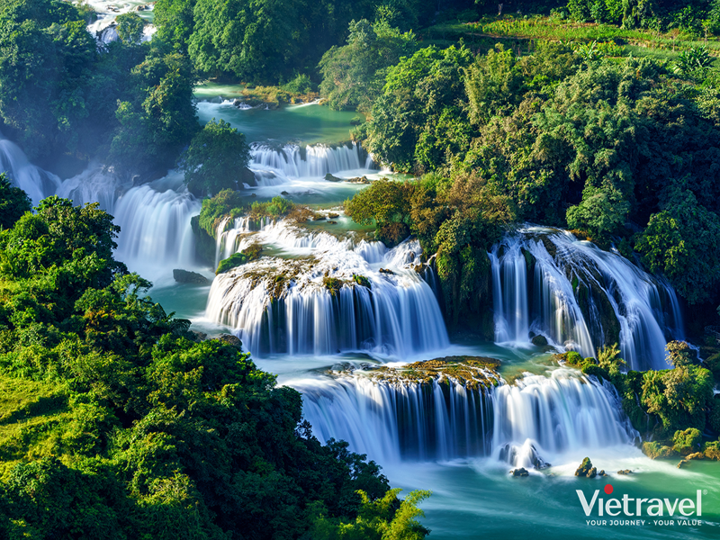 Ha Giang – Dong Van – Ma Pi Leng – Meo Vac – Cao Bang – Ban Gioc Waterfall – Ba Be Lake – Ha Noi