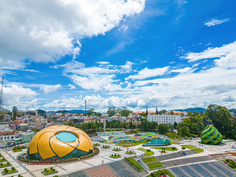 Nha Trang – Da Lat: Blue Sea & Dreamy Highlands / Langbiang – Monkey Island – I-Resort