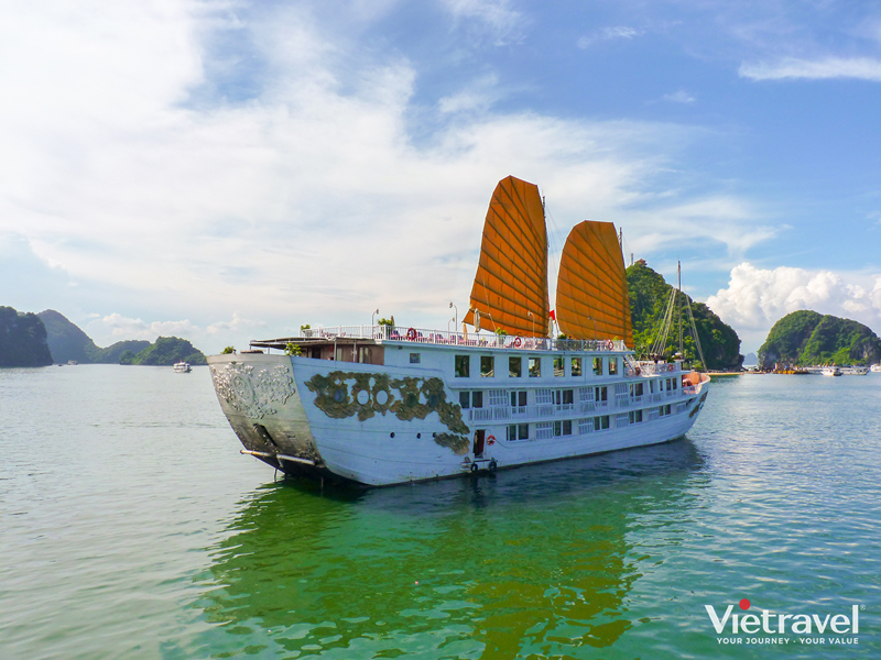 Overnight on a Luxury Ha Long Cruise – Bai Dinh Pagoda – Trang An – Tuyet Tinh Coc