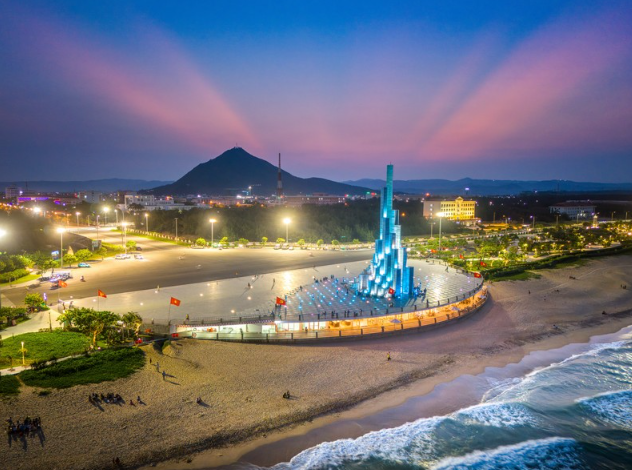 Discover the Central Highlands Forests - Blue Sea of Phu Yen | Central Route: Ha Noi - Buon Ma Thuot - Tuy Hoa
