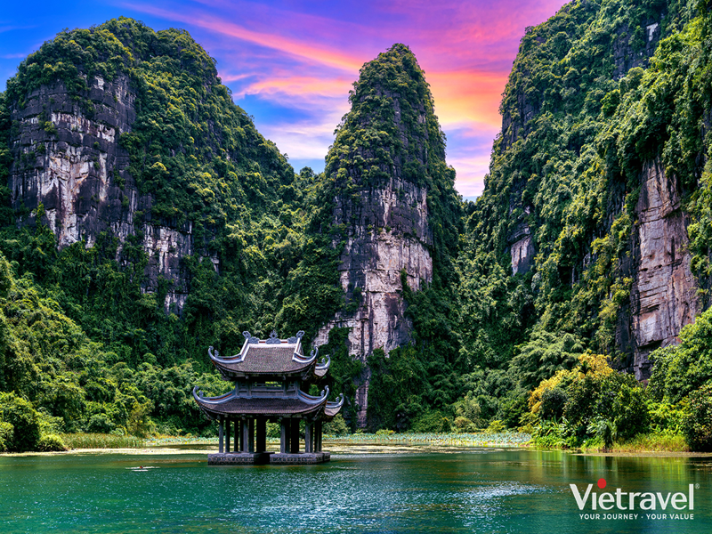 Overnight on a Luxury Ha Long Cruise – Bai Dinh Pagoda – Trang An – Tuyet Tinh Coc