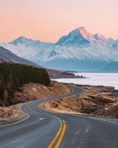 NEW ZEALAND & BEYOND – 8 DAYS EXPLORING THE UNREAL