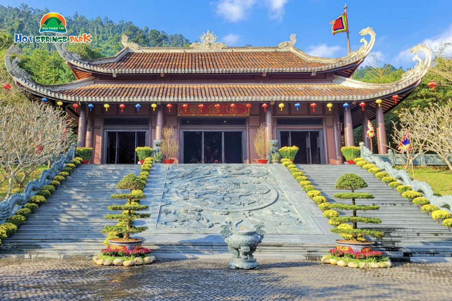 Than Tai Mountain - A Peaceful Retreat in the Forest
