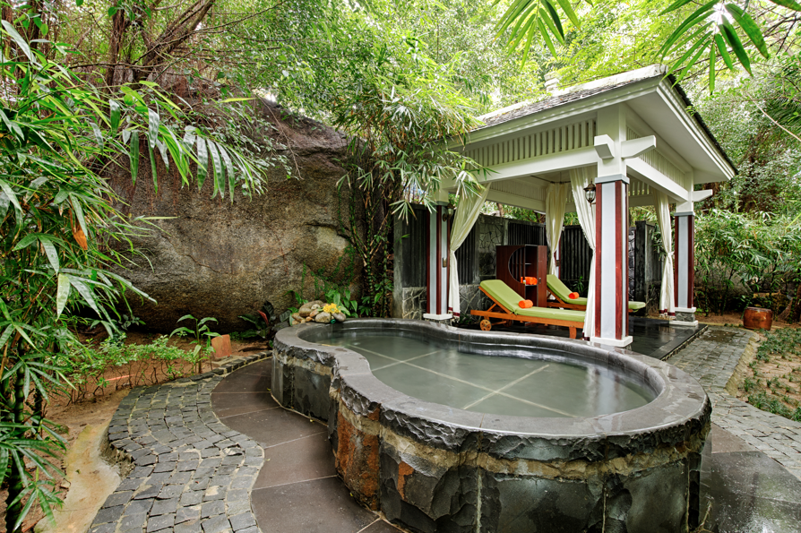 Than Tai Mountain - A Peaceful Retreat in the Forest