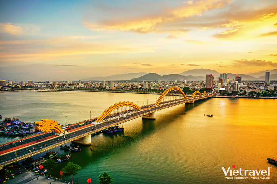 Da Nang – Ba Na Hills – Hoi An – Phong Nha – Hue – Golden Bridge – Thuy Xuan Incense Village – Hue Plaza