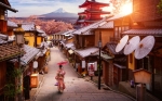 JAPAN IN AUTUMN  - Slow Travel Through Japan [8D7N]