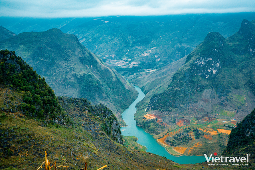 Northeast: Ha Noi – Ha Giang – Quan Ba – Dong Van – Ma Pi Leng – Meo Vac – White Cliff Hike – Free Nho Que River Cruise