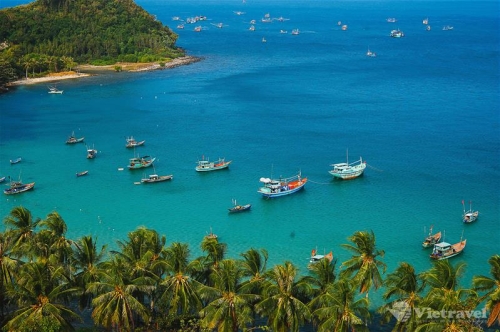 Blue Sea of Nam Du – Fishing – Snorkelling to See Coral (Includes 01 Seafood BBQ Party)