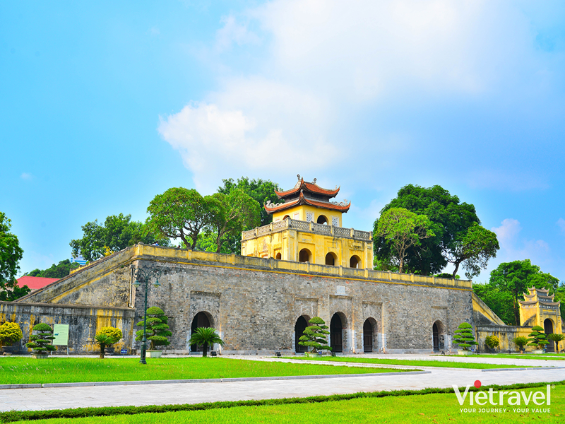 Ha Noi – Thang Long Imperial Citadel – Bai Dinh Pagoda – Trang An – Tuyet Tinh Coc – Ha Long Bay