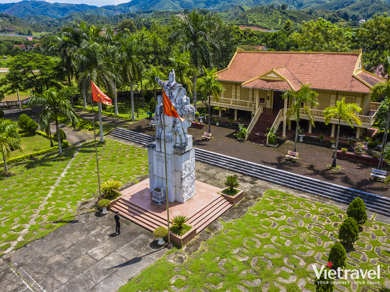 Lang Son: Dong Dang Mother Goddess Temple – Tam Thanh Cave – Ky Lua Market