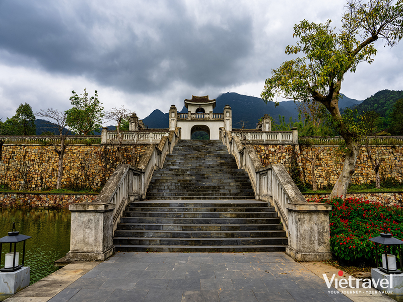 Ha Noi – Yen Tu – Ha Long – Ninh Binh – Bai Dinh – Trang An – Thung Nham