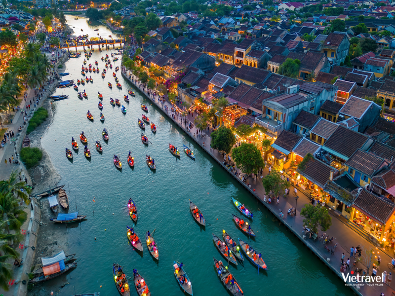 Da Nang – Hue – La Vang – Phong Nha – Ba Na Hills – Hoi An