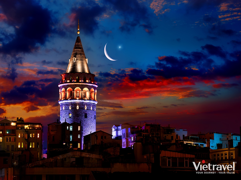 Turkey: Istanbul – Canakkale – Kusadasi – Pamukkale – Cappadocia – Ankara (Following the Trojan Horse, Cotton Castle and a cave hotel stay)