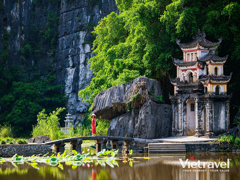 Leisurely Northern Vietnam – Touching Heritage, Resting Easy – Ha Noi – Ha Long – Nam Dinh – Ninh Binh
