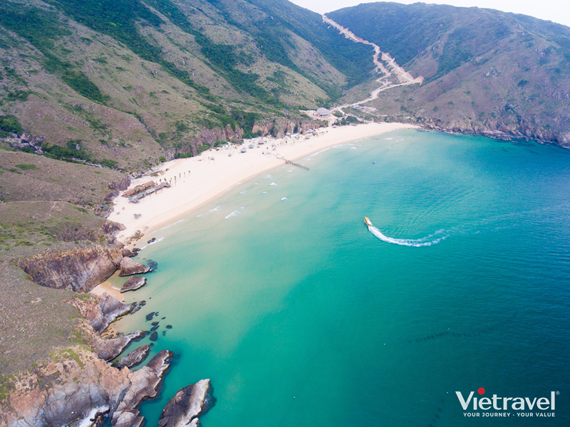 Quy Nhon – Tuy Hoa: Blue Sea – Rock Wonders – An Inspiring Journey: Ky Co – Eo Gio – Ganh Da Dia – Bai Mon