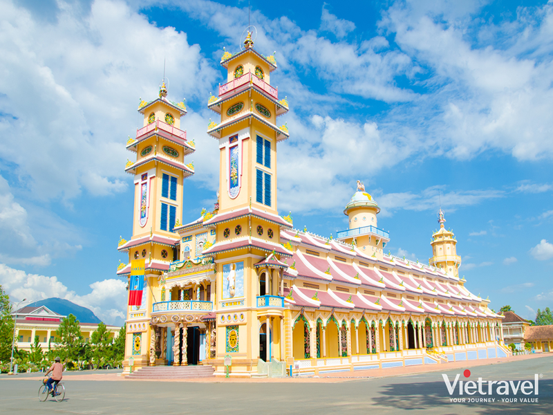 Tay Ninh – Journey to Conquer the Roof of Southern Vietnam – Free Van Son Cable Car Ticket