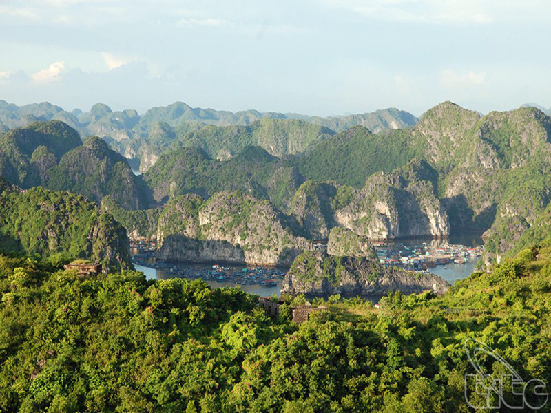 Song of the Heritage Lands: Ha Noi – Yen Tu – Ha Long – Lan Ha Bay – Cat Ba – Five City Gates Heritage Train
