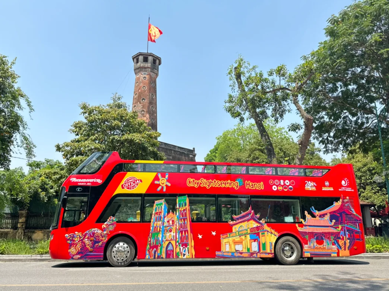 Ha Noi Double-Decker Bus: See the Old Quarter from a Unique Angle